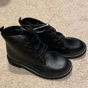 Steve Madden Boots